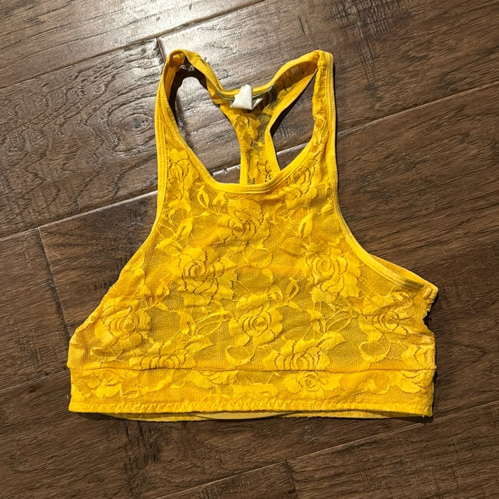 NWOT Yellow Lace Bra (S)